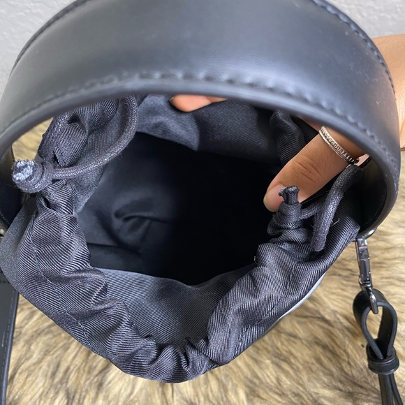 Bucket Bag - Picture 3 of 3